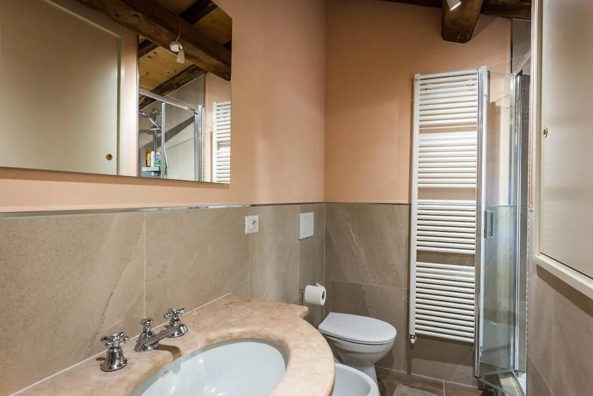 The Ali Di Cami Apartment Lucca