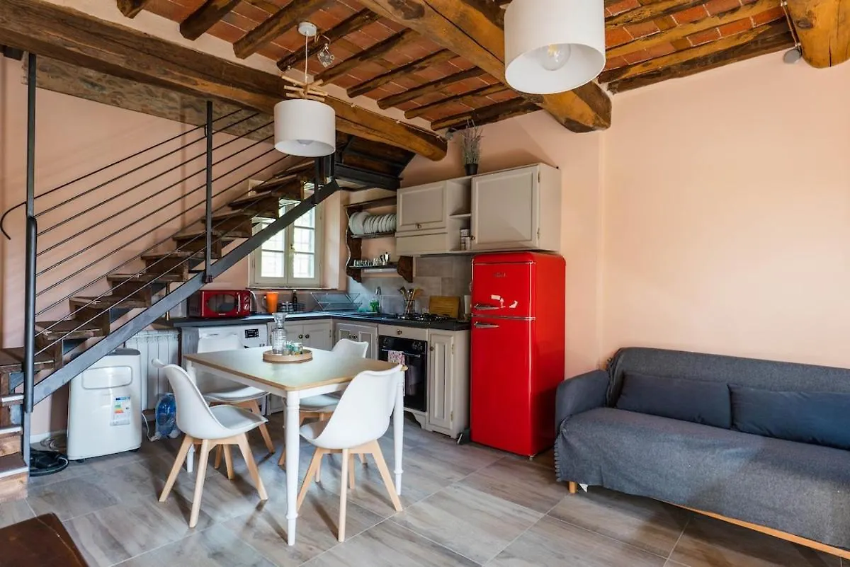 The Ali Di Cami Apartment Lucca Italy
